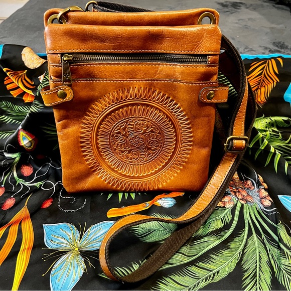 Patricia Nash Handbags - Patricia Nash Francesca Leather Embossed Crossbody Festival Boho Travel Bag Tan